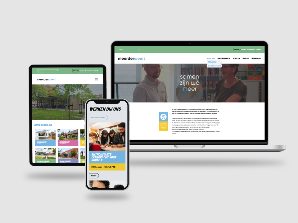 Mock up website Meerderweert op een laptop, telefoon en tablet